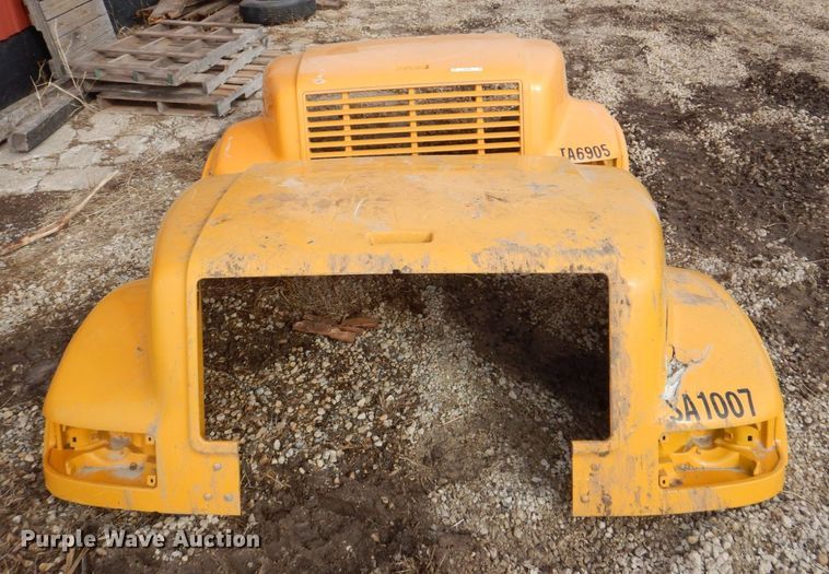 image for item MC9809 (4) truck hoods