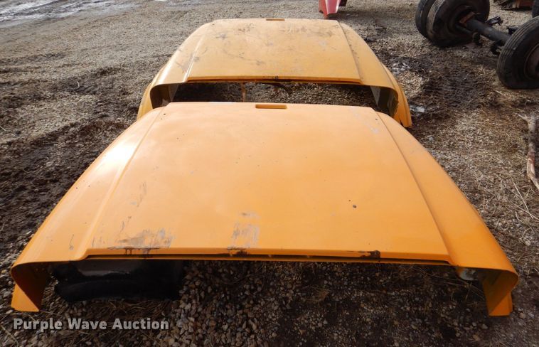 image for item MC9809 (4) truck hoods