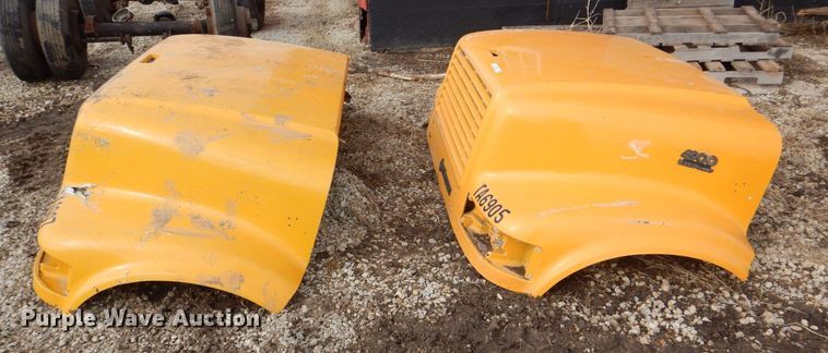 image for item MC9809 (4) truck hoods