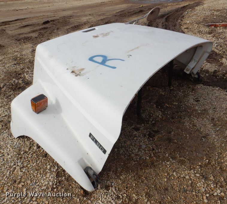 image for item MC9809 (4) truck hoods