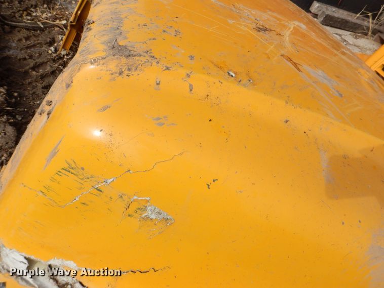 image for item MC9809 (4) truck hoods