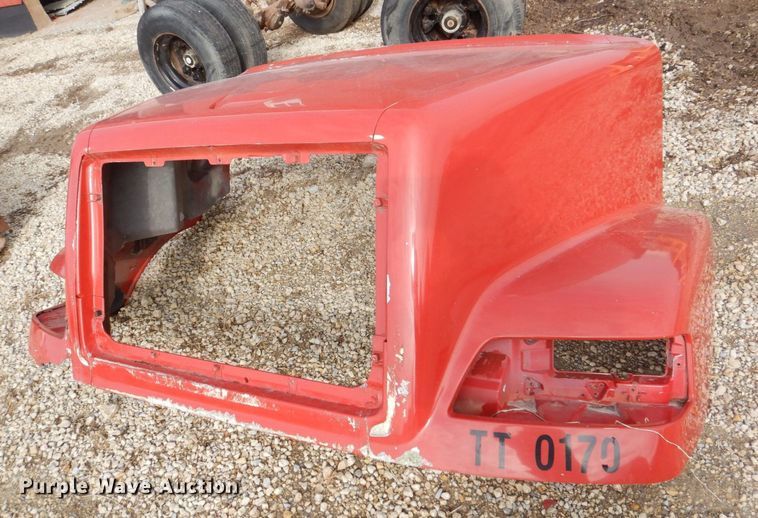 image for item MC9809 (4) truck hoods