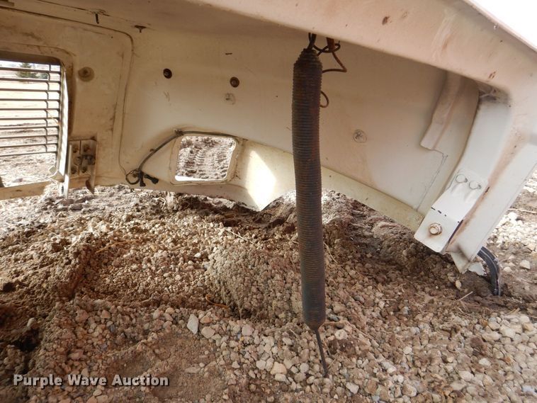 image for item MC9809 (4) truck hoods