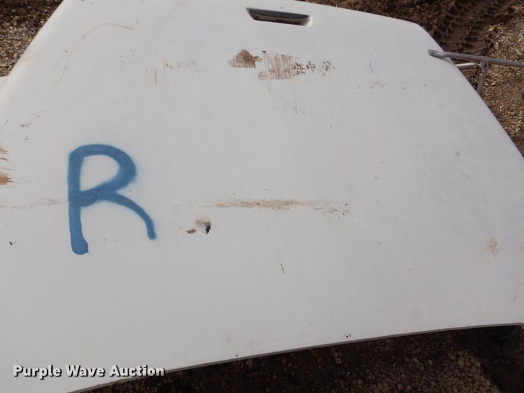 image for item MC9809 (4) truck hoods