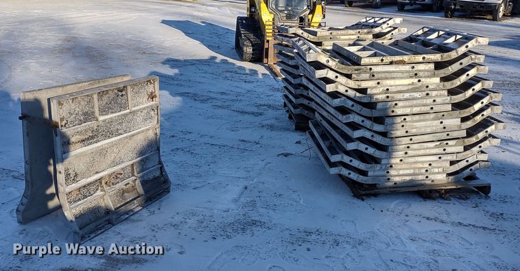 image for item MD9378 (38) concrete forms