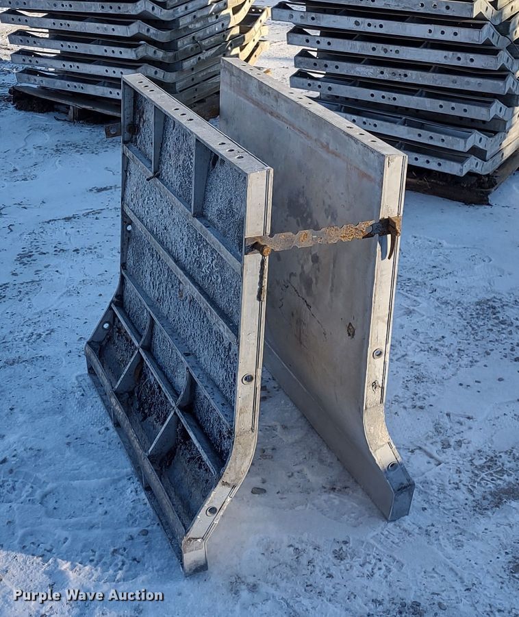 image for item MD9378 (38) concrete forms