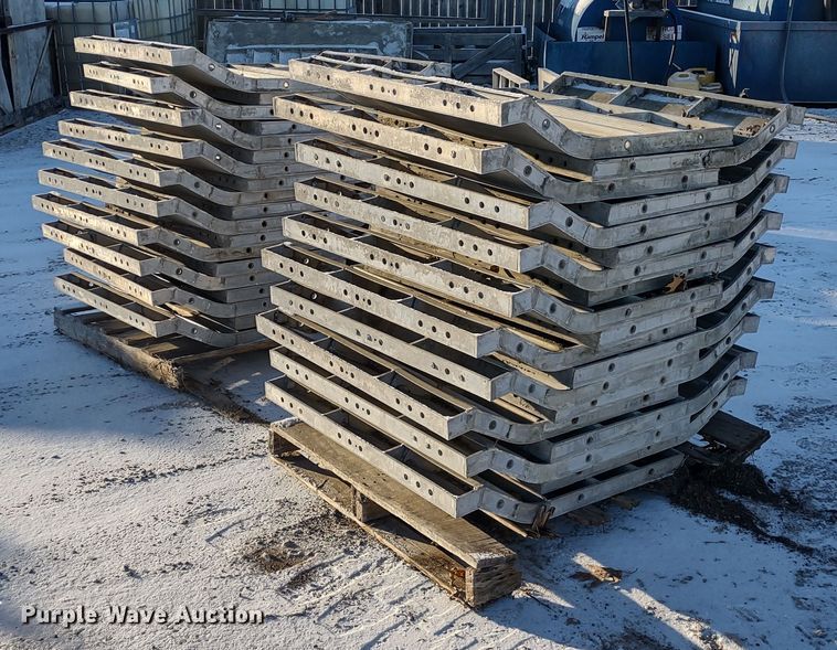 image for item MD9378 (38) concrete forms