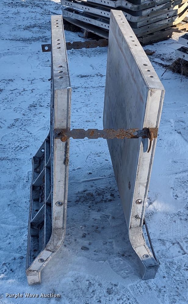 image for item MD9378 (38) concrete forms