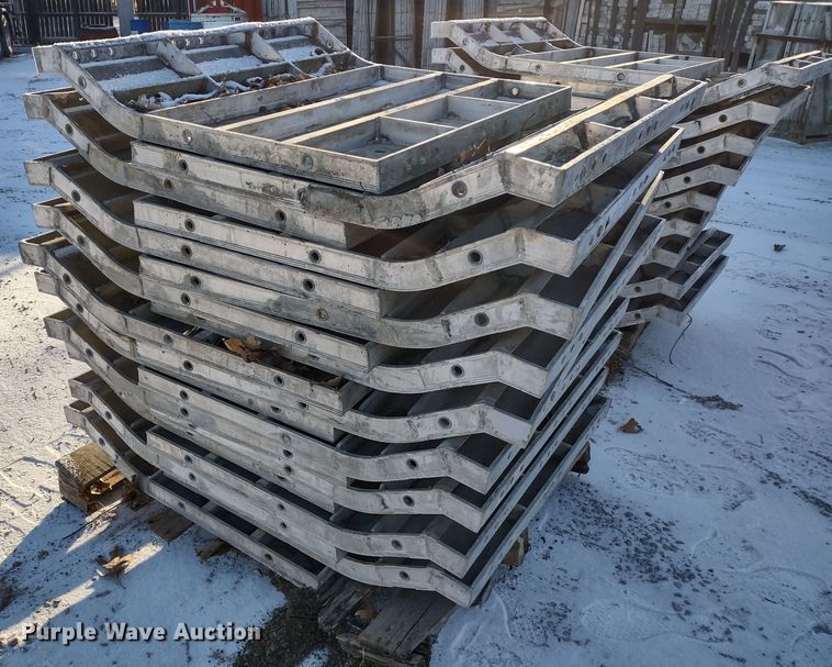 image for item MD9378 (38) concrete forms