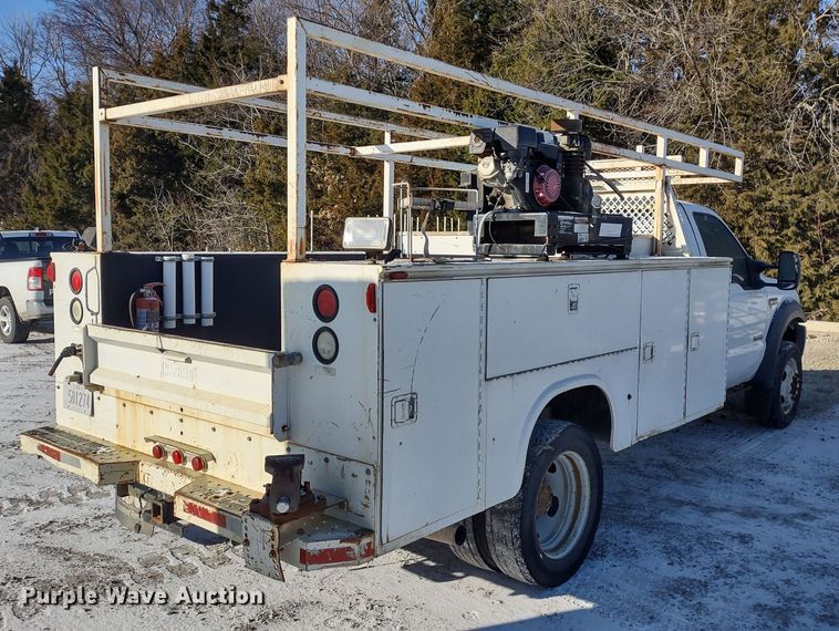 image for item MD9380 2007 Ford F550 Super Duty XL  utility / service truck