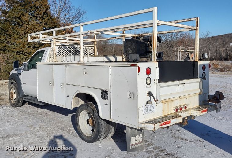 image for item MD9380 2007 Ford F550 Super Duty XL  utility / service truck