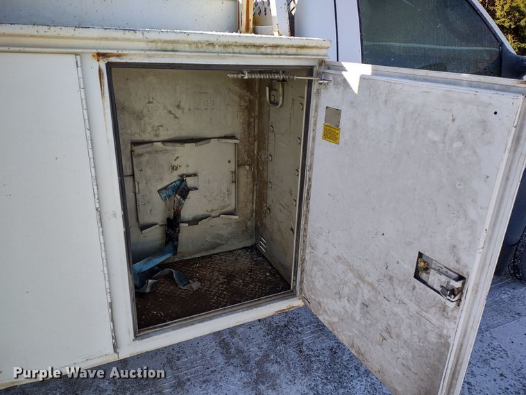 image for item MD9380 2007 Ford F550 Super Duty XL  utility / service truck