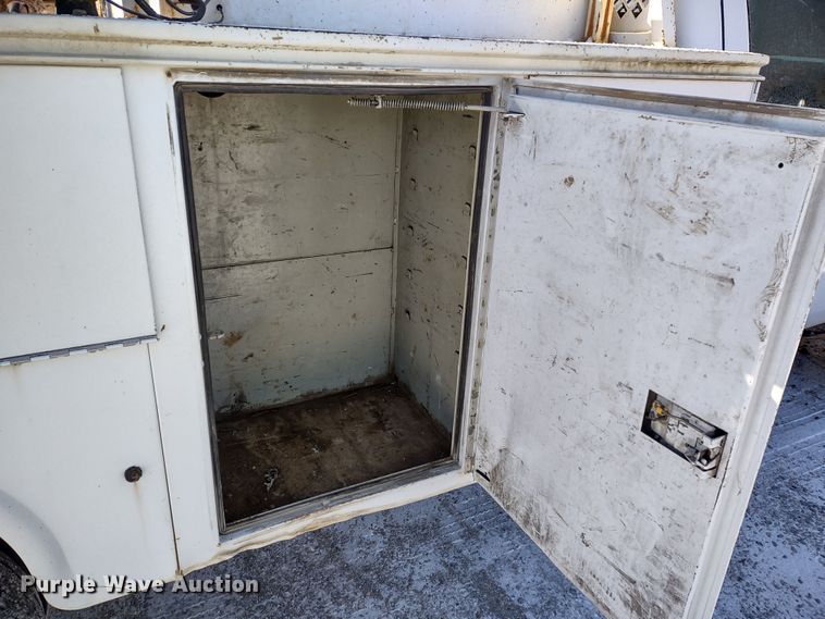 image for item MD9380 2007 Ford F550 Super Duty XL  utility / service truck