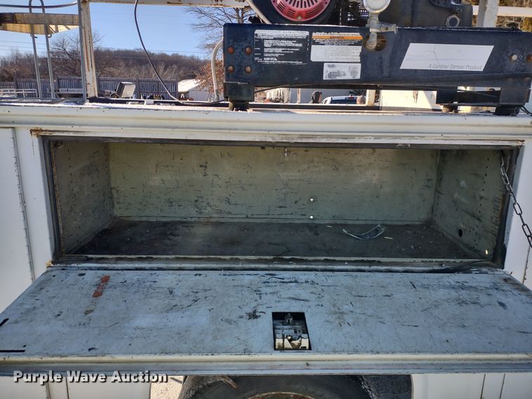 image for item MD9380 2007 Ford F550 Super Duty XL  utility / service truck