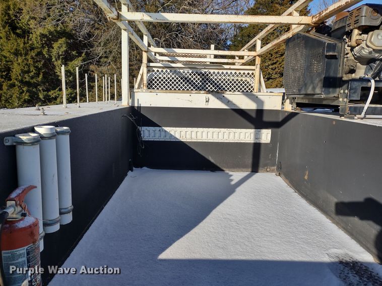 image for item MD9380 2007 Ford F550 Super Duty XL  utility / service truck