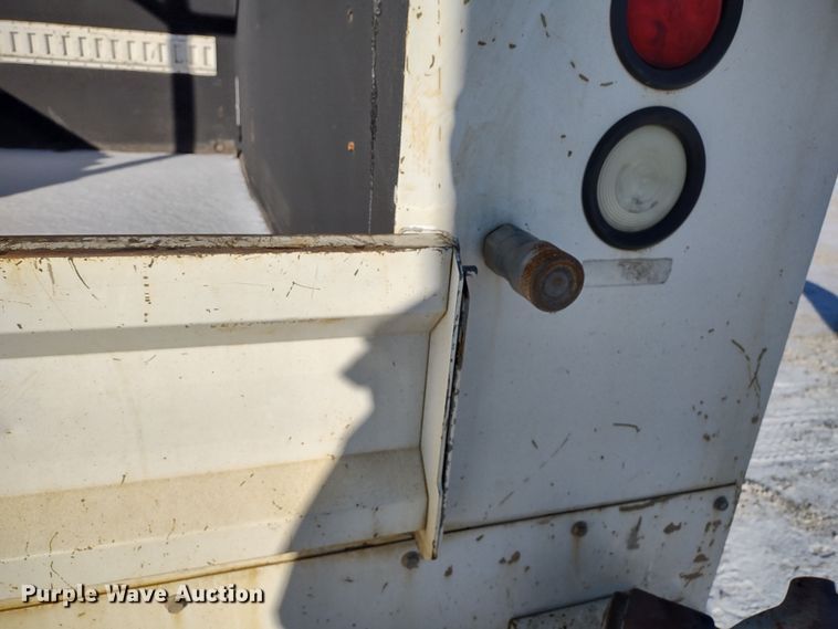 image for item MD9380 2007 Ford F550 Super Duty XL  utility / service truck