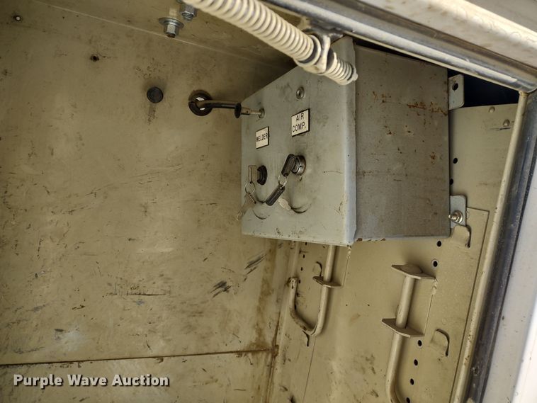 image for item MD9380 2007 Ford F550 Super Duty XL  utility / service truck