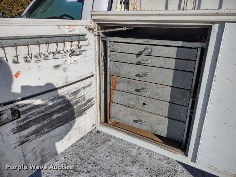 image for item MD9380 2007 Ford F550 Super Duty XL  utility / service truck