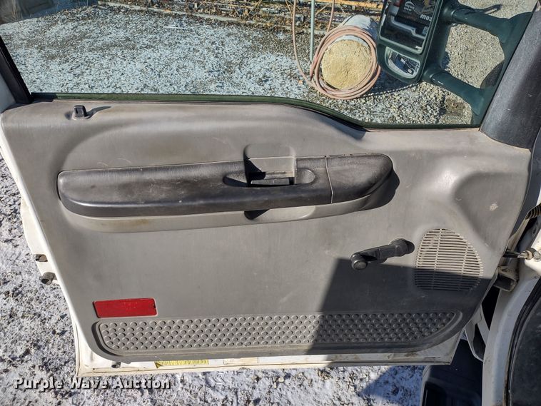 image for item MD9380 2007 Ford F550 Super Duty XL  utility / service truck