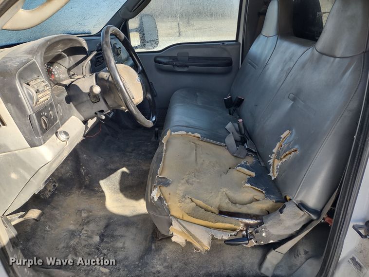 image for item MD9380 2007 Ford F550 Super Duty XL  utility / service truck