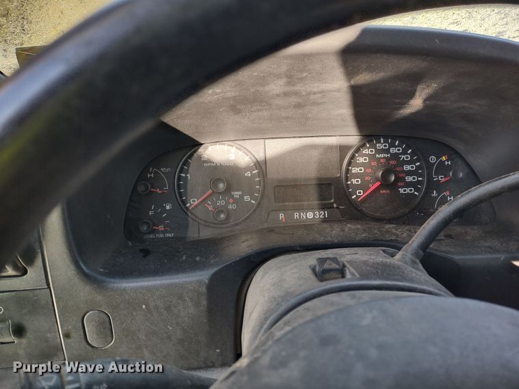 image for item MD9380 2007 Ford F550 Super Duty XL  utility / service truck