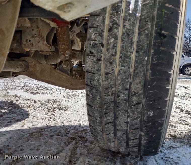 image for item MD9381 2005 GMC Sierra 2500HD  Ext. Cab pickup truck