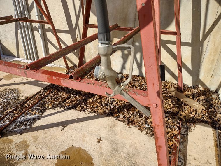 image for item MD9383 (2) fuel tanks