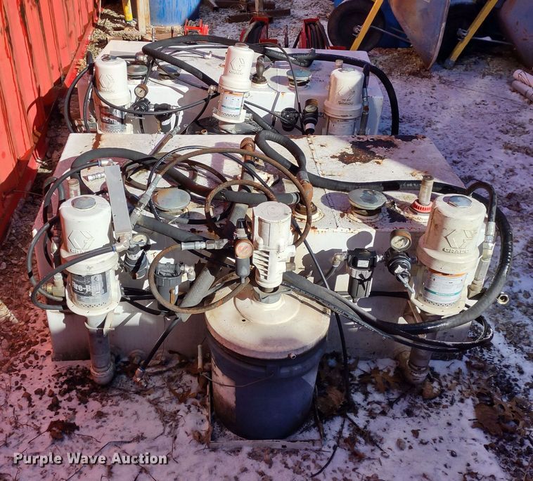 image for item MD9384 Fuel and lube