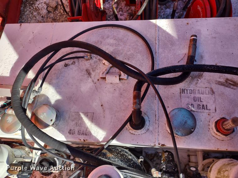 image for item MD9384 Fuel and lube