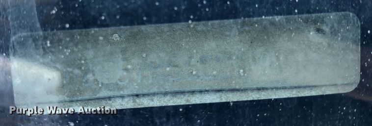 image for item MD9385 2006 Ford F550 Super Duty XL  utility bed pickup truck