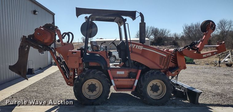 image for item MD9387 2002 Ditch Witch RT115H  cable plow