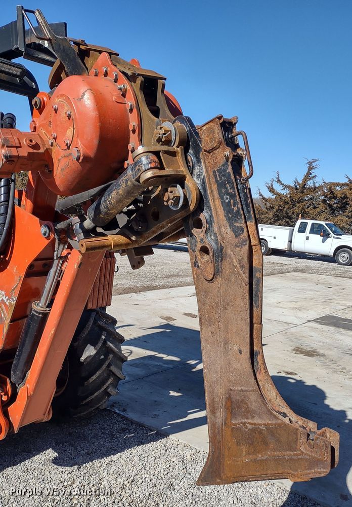 image for item MD9387 2002 Ditch Witch RT115H  cable plow