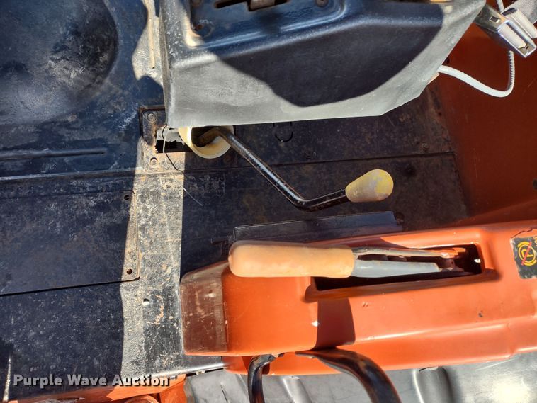 image for item MD9387 2002 Ditch Witch RT115H  cable plow