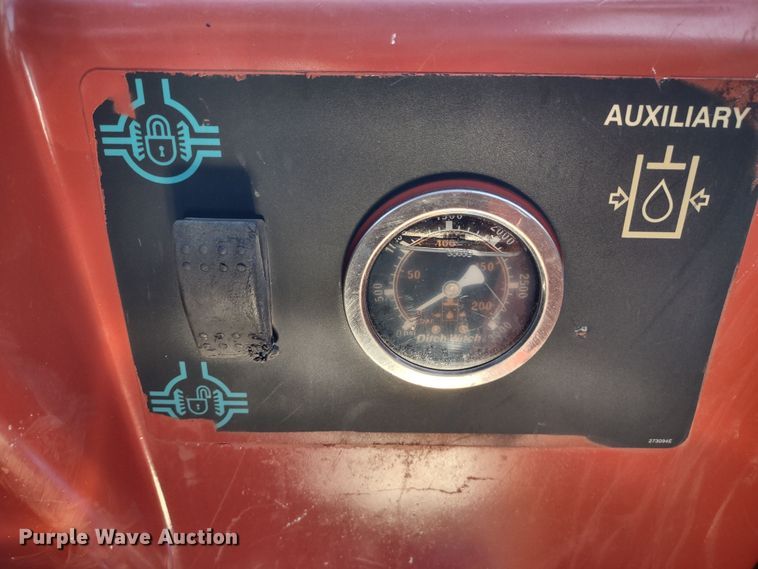 image for item MD9387 2002 Ditch Witch RT115H  cable plow