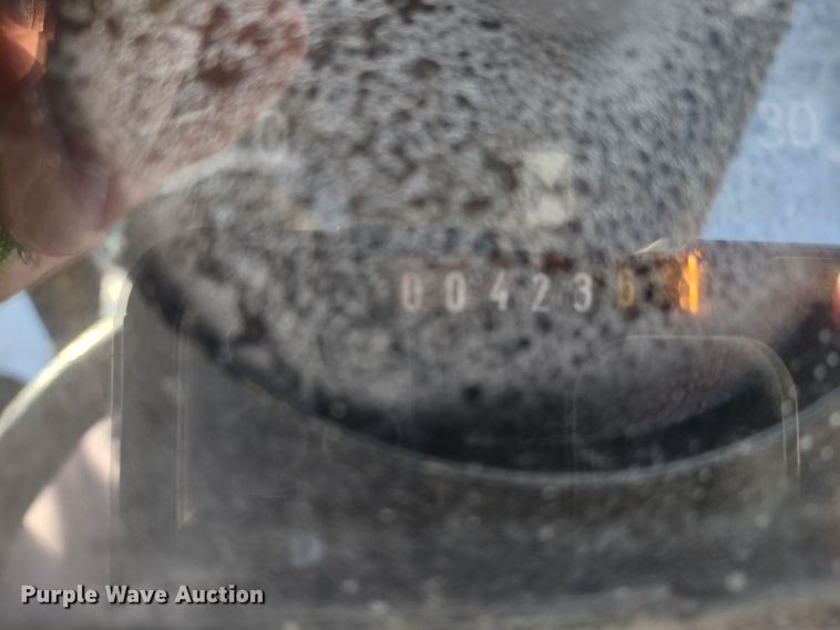 image for item MD9387 2002 Ditch Witch RT115H  cable plow