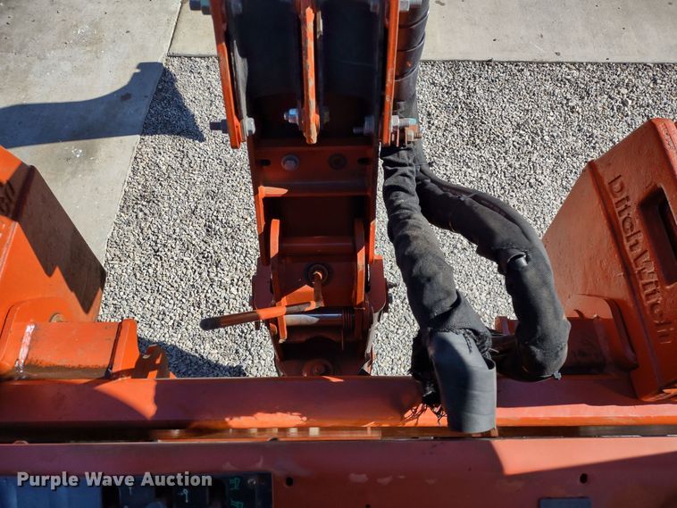 image for item MD9387 2002 Ditch Witch RT115H  cable plow