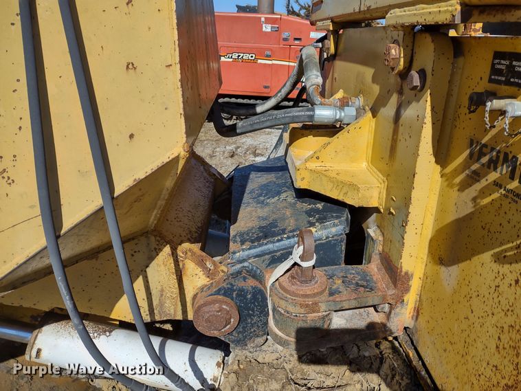 image for item MD9389 1997 Vermeer Flextrak 115  rock saw