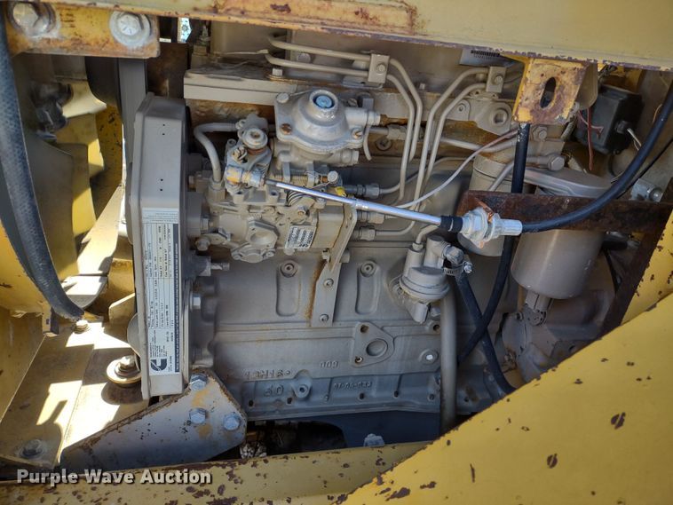 image for item MD9389 1997 Vermeer Flextrak 115  rock saw