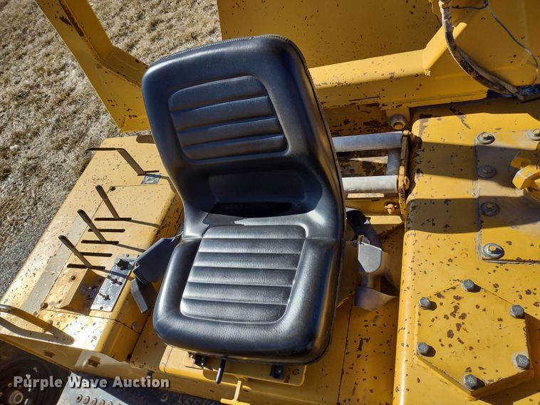 image for item MD9389 1997 Vermeer Flextrak 115  rock saw