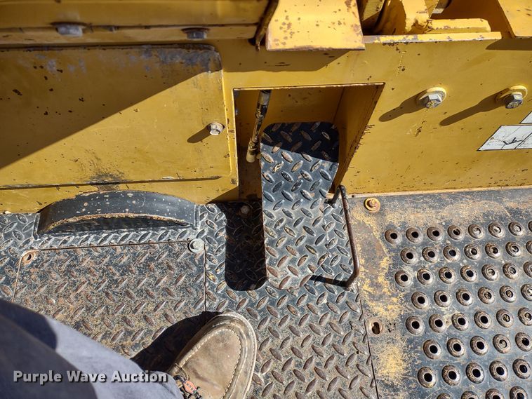 image for item MD9389 1997 Vermeer Flextrak 115  rock saw