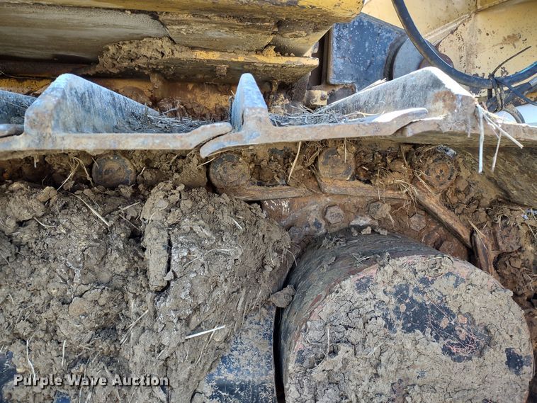 image for item MD9389 1997 Vermeer Flextrak 115  rock saw