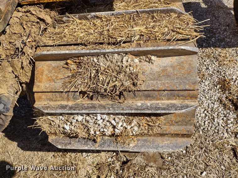 image for item MD9389 1997 Vermeer Flextrak 115  rock saw