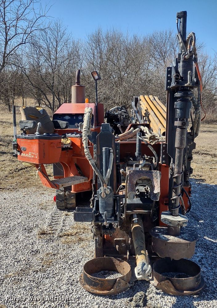 image for item MD9390 2006 Ditch Witch JT2720 All Terrain  directional boring unit