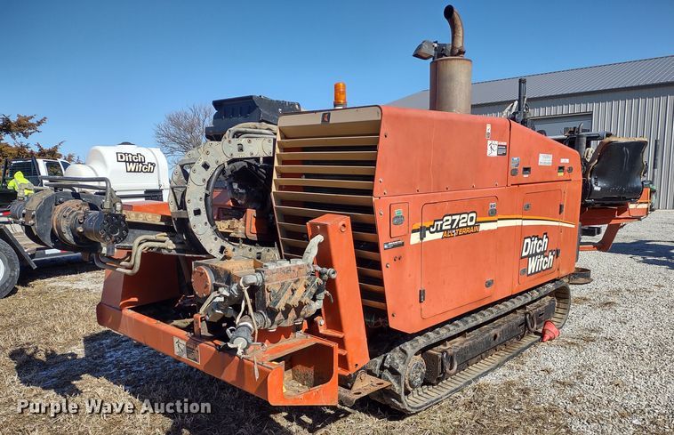 image for item MD9390 2006 Ditch Witch JT2720 All Terrain  directional boring unit
