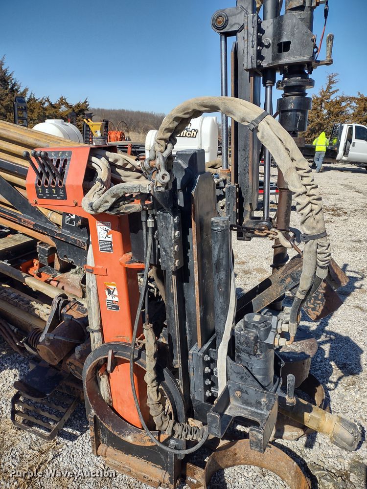 image for item MD9390 2006 Ditch Witch JT2720 All Terrain  directional boring unit
