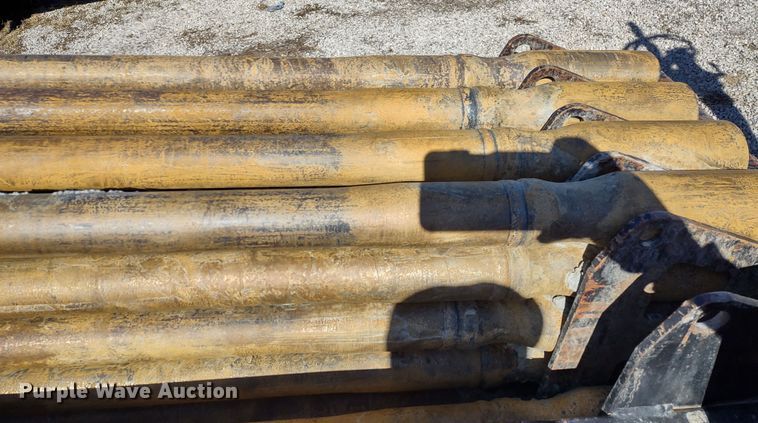 image for item MD9390 2006 Ditch Witch JT2720 All Terrain  directional boring unit