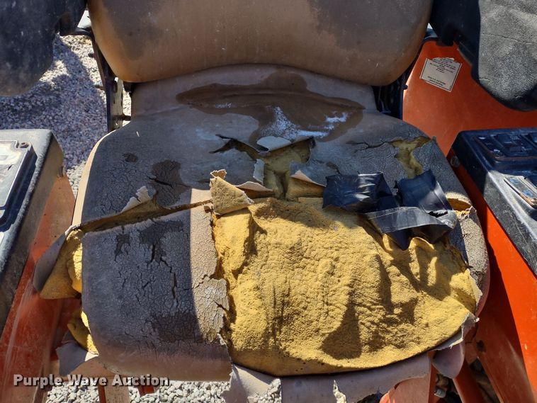 image for item MD9390 2006 Ditch Witch JT2720 All Terrain  directional boring unit