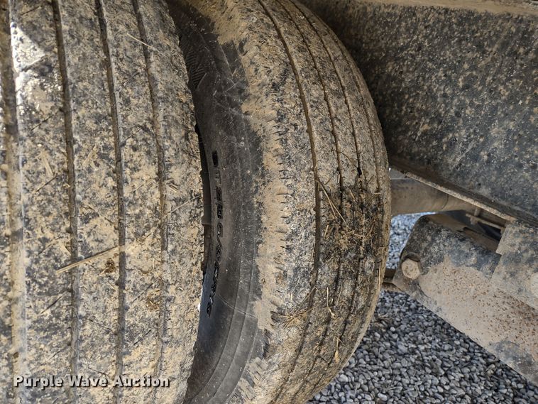 image for item MD9391 2010 Kaufman  equipment trailer