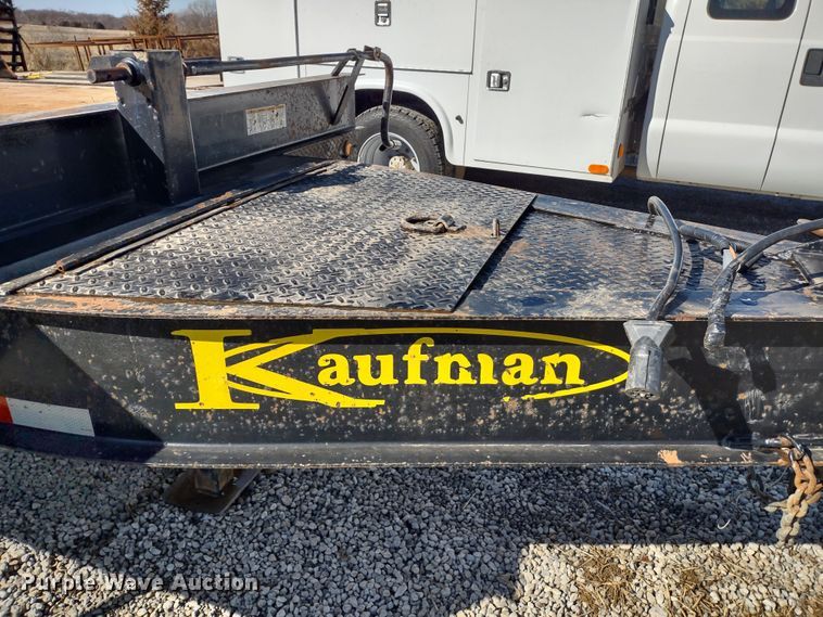 image for item MD9391 2010 Kaufman  equipment trailer