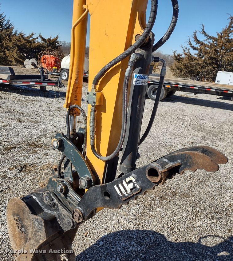 image for item MD9392 2018 Hyundai Robex 35Z-9A  mini excavator